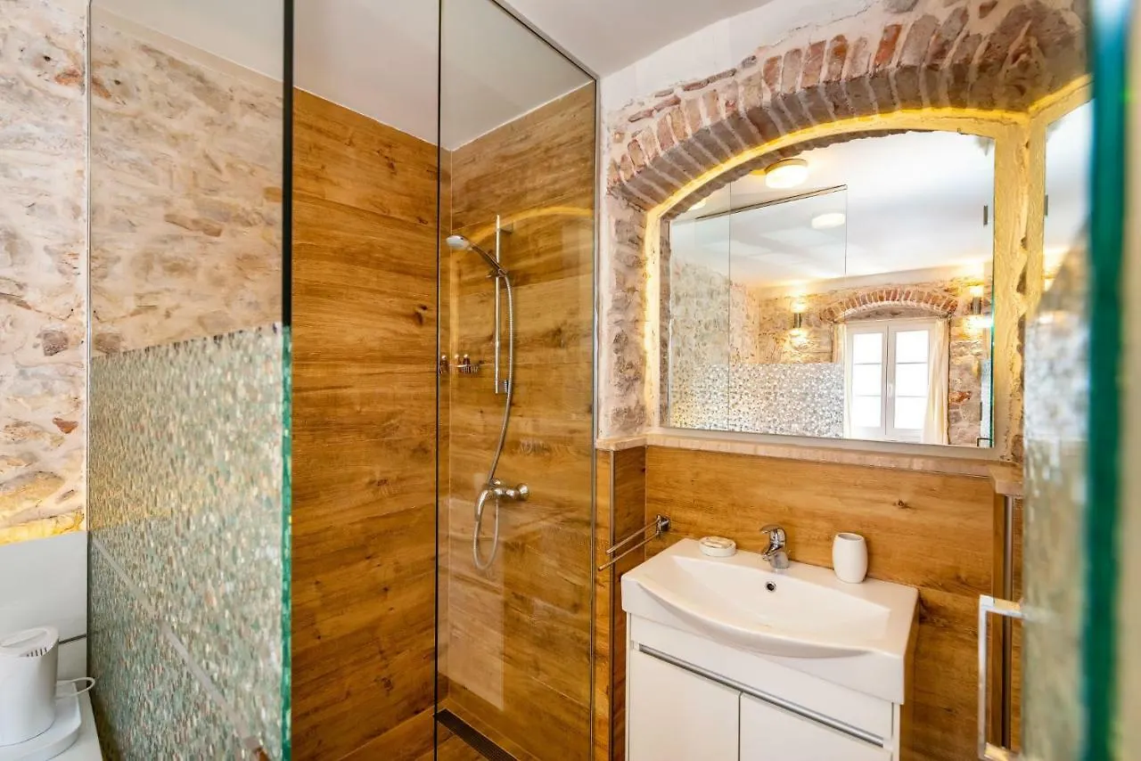 Idassa Palace Rooms Zadar 3*,  Croatia