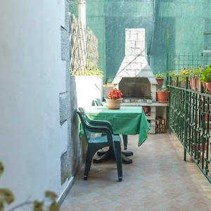 Appartement And Misic