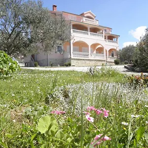 Maison d'hôtes & Linda & Mario, Zadar