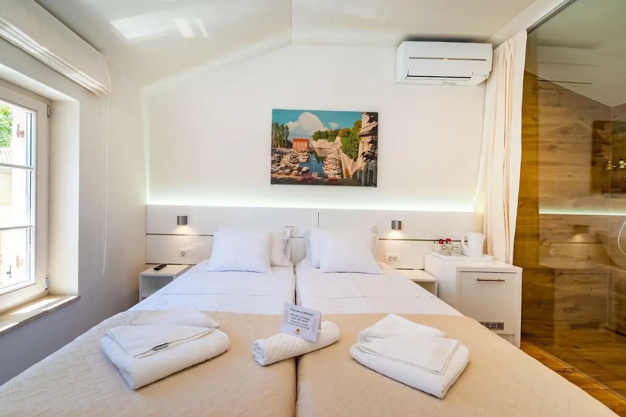 Idassa Palace Rooms Zadar Maison d'hôtes