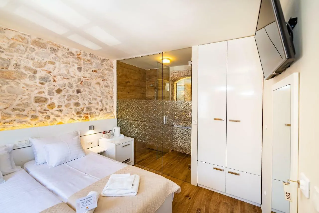 Idassa Palace Rooms Zadar Maison d'hôtes